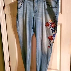 Universal Thread Size 18W Jeans